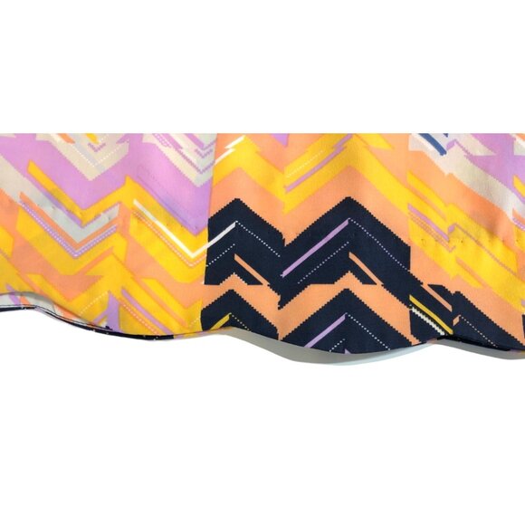Collective Concepts Women's Size L Colorful Geometric Print Cropped Blouse - Picture 8 of 9